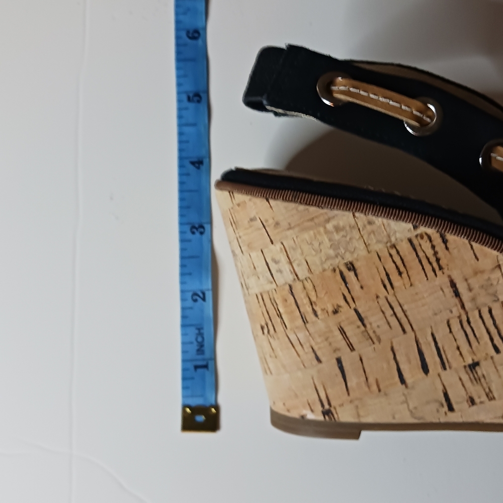 Sperry - Picture 6 of 6